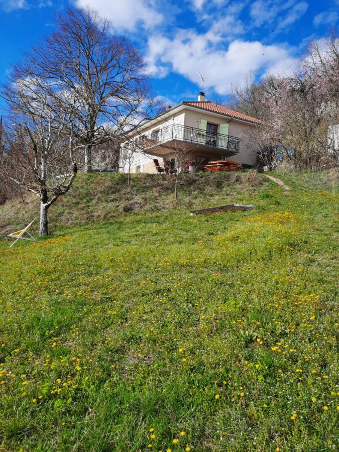 Les Coteaux De Planeze, Chambre Pour 2, 3 Ou Famille Nombreuse 2 Adultes 5 Enfants Et Jeunes Belmont-Bretenoux Экстерьер фото